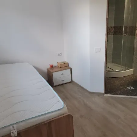 Casa Maris Δωμάτια σε οικογενειακή κατοικία Κλουζ-Ναπόκα